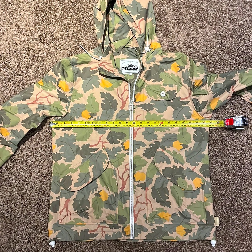 Penfield Camo light weight field hooded jacket